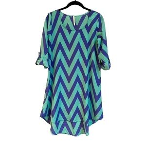 YETTS, WOMENS CASUAL & COMFY CHEVRON HI LOW DRESS. FULL FLOWING SKIRT. SIZE M